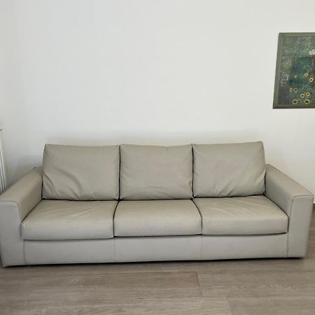 Appartamento A 100 Mt Dal Mare Livorno Bagian luar foto